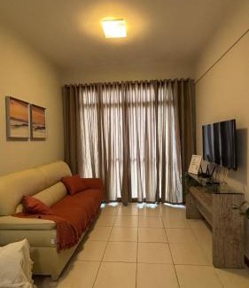 Centro Apartamento | Lar da Beta Em Cabo Frio à 300m da Praia do Forte!