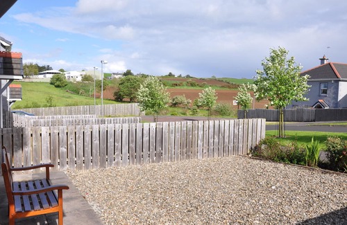 Bushmills Cabaña | Larchfield, en el centro de la exclusiva costa de North Antrim