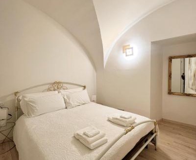 Castro Casa | L’Arco sul Lago Gold Apartment