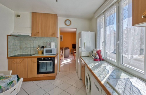 Saint Nazaire sur Charente Casa | Large Family House by the Sea 2/10 People