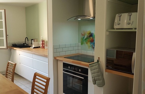 Saint-Amand-de-Belves Apartamento | New for Summer 2022! Large 1 bed apartment with use of 12mx6m swimming pool.