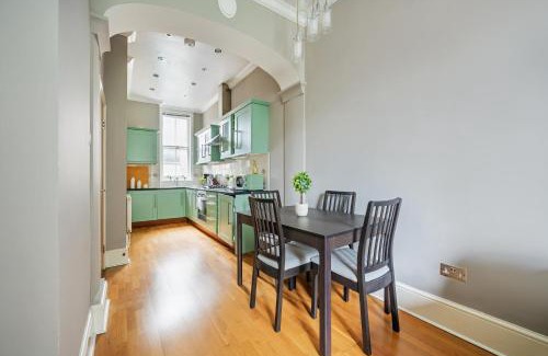 Holborn and Covent Garden Apartamento | Large 1 Bedroom in Center of London 2