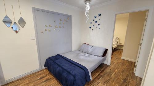 Encino Casa | Large 1-Bedroom with kitchen In Encino