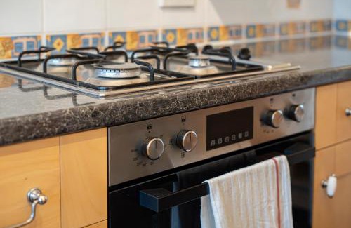 Central Aberdeen Apartamento | Large-2 Bed House-Free Parking
