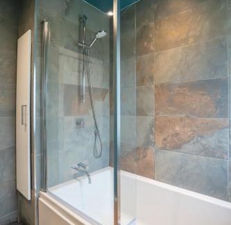 Central Aberdeen Apartamento | Large-2 Bed House-Free Parking
