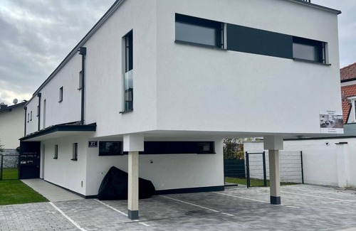 Taxham Apartamento | Large 2-bedroom apartment with kitchen and terrace