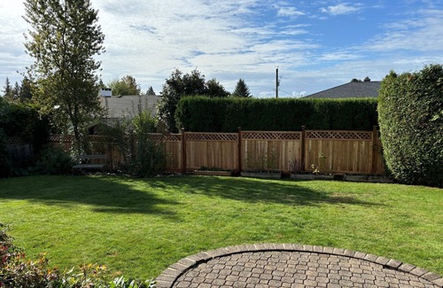 Upper Lonsdale Casa | Large 2 bedroom private suite