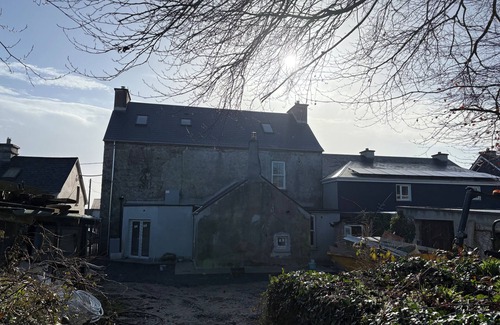 Portumna Apartamento | Large 2 bedroom flat in the heart of historic Portumna, County Galway