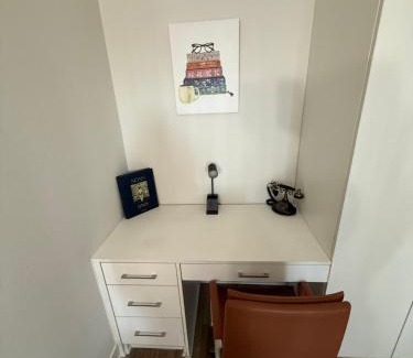 Westlake South Apartamento | Large 2BR w balcony - DTLA!