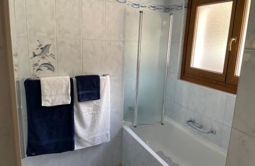 Chateau-d'Oex Apartamento | Large 3 bed apartment with mountain views, pool and gym