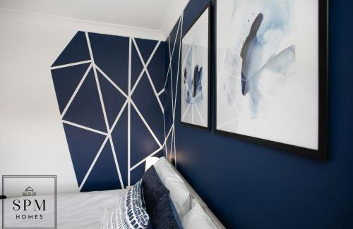 Knowle Sands Apartamento | Large 3 Bed House - Long Stays Welcome - Smart TVs in Each Bedroom - Parking - Wifi