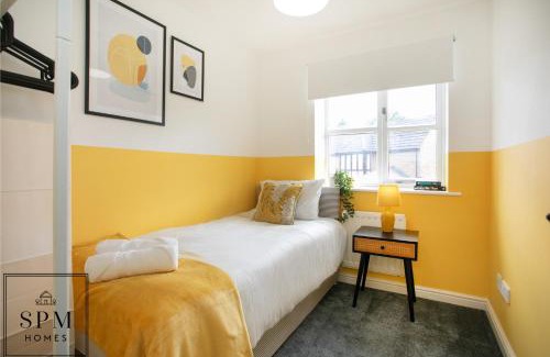 Knowle Sands Apartamento | Large 3 Bed House - Long Stays Welcome - Smart TVs in Each Bedroom - Parking - Wifi