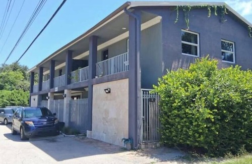 Fort Myers Apartamento | Large 3 bedroom 1 bath near downtown Ft. Myers