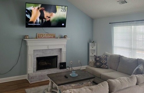 Bethlehem Casa | LARGE 3 BEDROOM 2 BATHS BEAUTIFUL PEACEFUL HOME