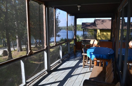 Marten River Cabaña | Gran cabaña de 3 dormitorios en el lago privado en Marten River, ON - Olive the Lake Cottage # 4