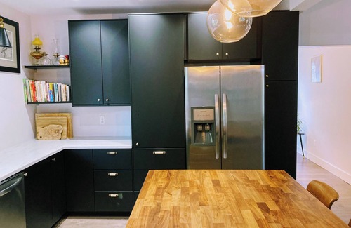 Corner Brook Casa | NEW: large, luxurious downtown 3 bedroom, 2.5 bath home.