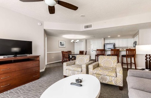 Daytona Beach Complejo | Large 3BR Suite at Worldmark Ocean Walk – Daytona Beach Family Retreat