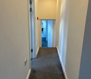 Roath Apartamento | Large 4 bed, walking distance to centre - sleeps 8
