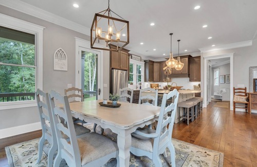 Milledgeville Casa | Large 4-bedroom+bonus rm, pool, pond in pecan orchard in charming Milledgeville