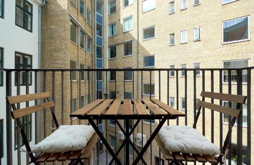 Copenhagen City Centre Apartamento | Large 4 bedroom with Balcony & Bathtub in CPH City