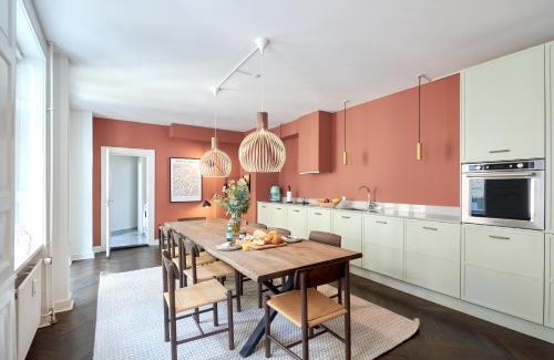 Copenhagen City Centre Apartamento | Large 4 bedroom with Balcony & Bathtub in CPH City