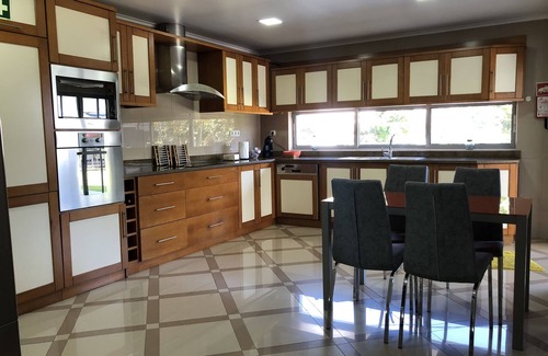 Fenais da Luz Casa | Gran casa de lujo de 6 habitaciones con piscina y bañera de hidromasaje