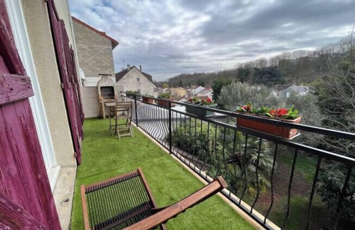 Noisy-le-Sec Apartamento | Large accomodation near Paris next to Metro