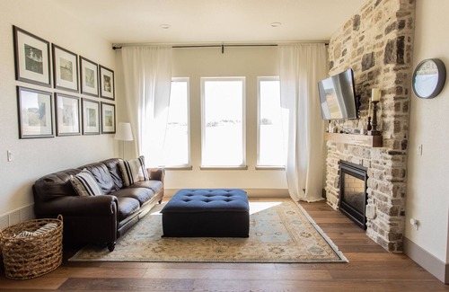 Monument Casa | Large and elegant newly built home