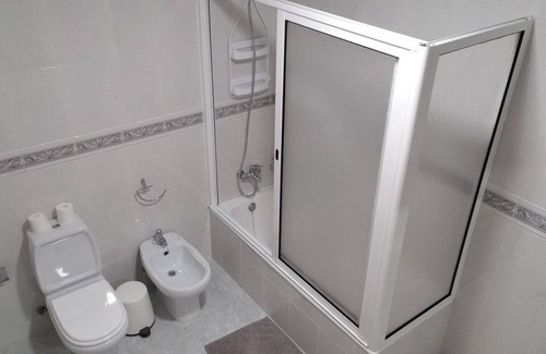 Arvore Casa | Apartamento en Oporto amplio y tranquilo al lado del metro Varziela.