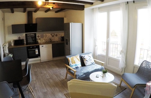 Reims Apartamento | Amplio apartamento acogedor, luminoso, bien equipado y cerca de todos los servicios.