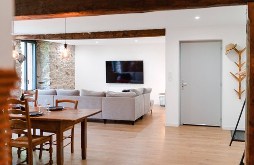 Formigueres Casa | Large apartment with lots of character in the heart of Formiguères