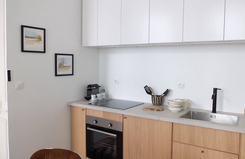Bourgogne Apartamento | Large artist's apartment, charm & hyper center
