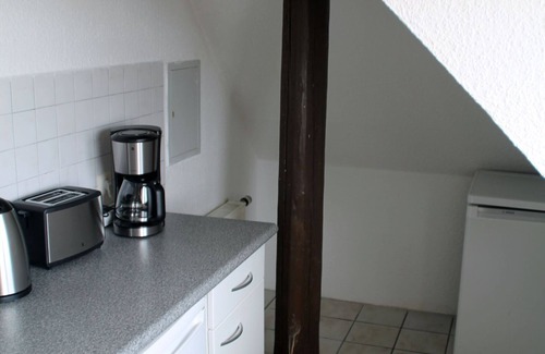 Droyßig Apartamento | Alquiler-De Lujo-Baño privado-Vista al campo-Dachgeschosswohnung
