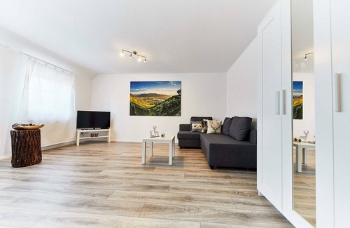 Altdorf Apartamento | Large, beautiful vacation apartment with 2 bedrooms