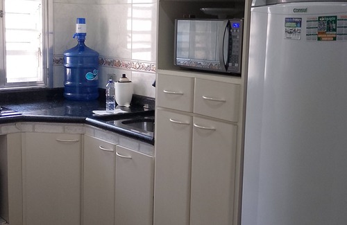 Guilhermina Apartamento | Large apartment, sea view with Wi-Fi