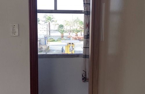 Guilhermina Apartamento | Large apartment, sea view with Wi-Fi