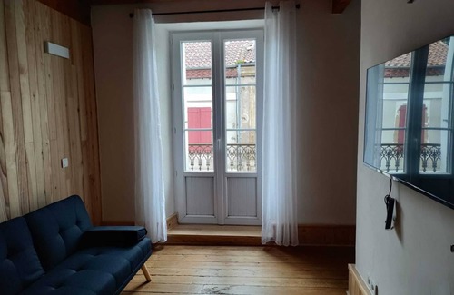 Boulogne-sur-Gesse Apartamento | Large, bright, fully-equipped 3-room apartment
