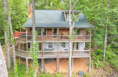 Clayton Cabina | LARGE CABIN-AWESOME VIEWS-NE GEORGIA MOUNTAINS