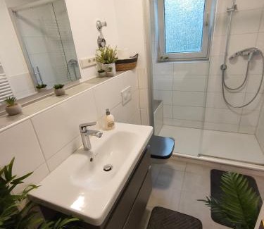 Humboldt - Gremberg Apartamento | Large Central Apartment - MODERN & Fully Equipped - near fair