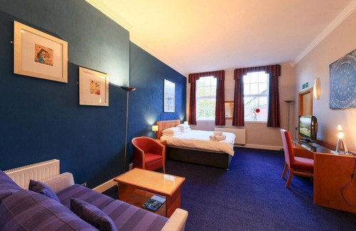 Nottingham City Centre Apartamento | Large Central Spacious Studio Apartment With High Ceilings