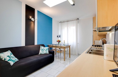 Forli Apartamento | Amplio apartamento de un dormitorio en el centro con wifi y lavadora.