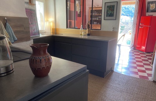 Molieres-sur-Ceze Casa | Large Cévenol house accommodating up to 15 People, private swimming pool, garden