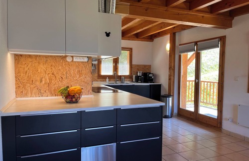 Oz-en-Oisans Chalet De Esquí | Large chalet 12 people | 20m from the slopes | Sauna & mountain view