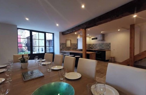 Blesle Casa | Large, charming family home in the beautiful Auvergne village of Blesle