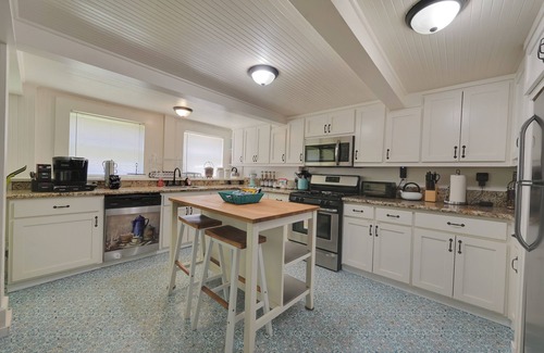 Jackson Casa | Large Charming House in Historic Downtown Jackson: Explore Haunted Delights