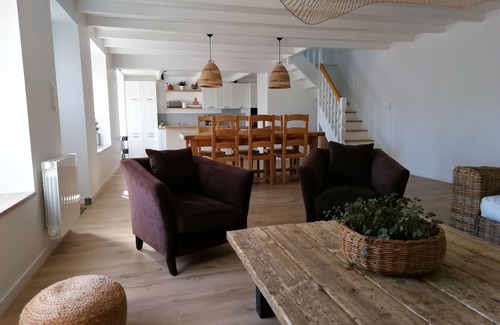Plurien Casa | Large, comfortable house with enclosed garden, 5 minutes from Les Sables d'Or beach