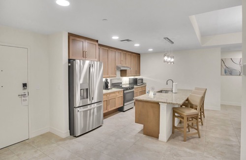 Clearwater Beach Condominio | Large Condo Hotel Suite on the Beach