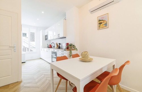 Saint-Sylvestre Apartamento | Large & Confort 2 Bdr Renovated