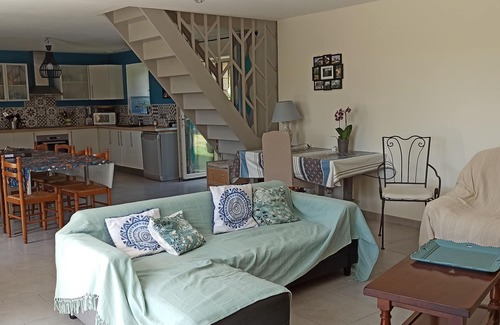 Savignac-de-Miremont Casa | Gîte TRUFFIERE 4/8 p (4 dormitorios 3 cuartos de baño)