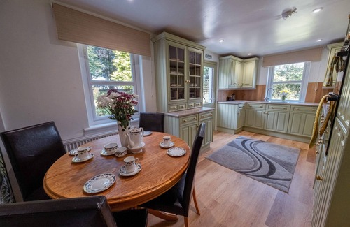 Newton Stewart Casa | Large country house with garden, outdoor spa area & games room by Get Better Get